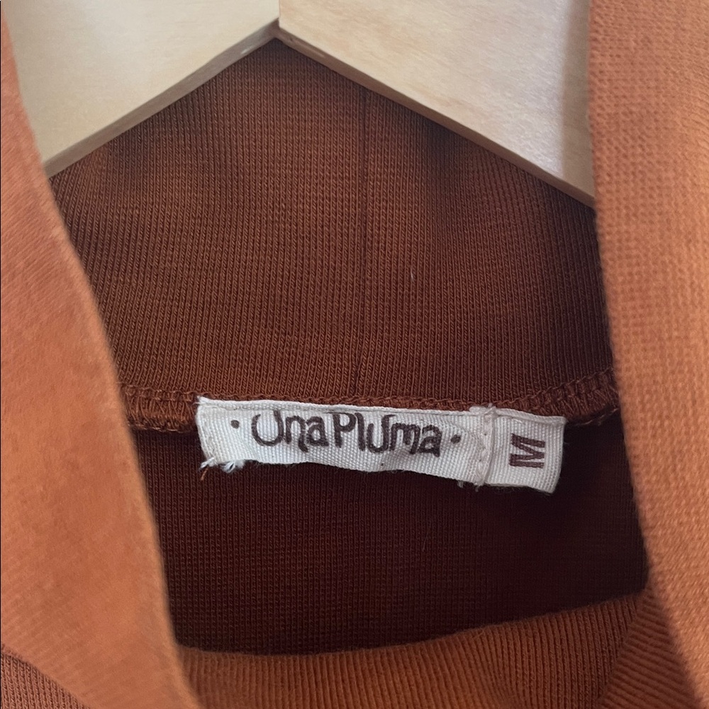 Organic Cotton Crop Top - Picture 2 of 4